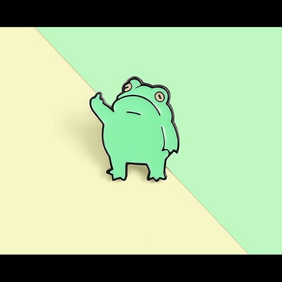 💛 FROG PRINCE WITH AN ATTITUDE ENAMEL BROOCH PIN - Picture 4 of 7